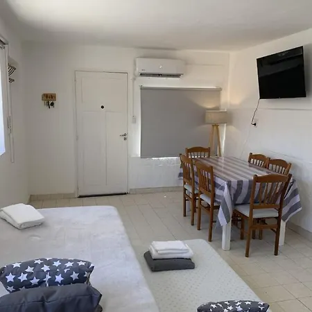Depto Gales, A 1 Cuadra Del Mar Apartment Puerto Madryn Exterior photo